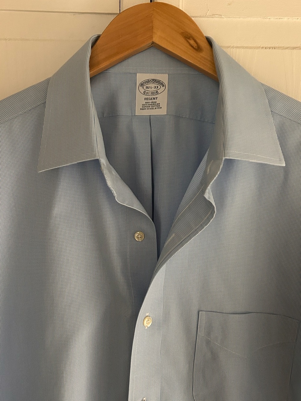 Brooks Brothers Regent Men’s Size 16 1/2 - 33 Non-Iron Button Down Shirt